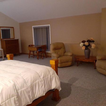 Jordan Lake B & B New Hill Экстерьер фото