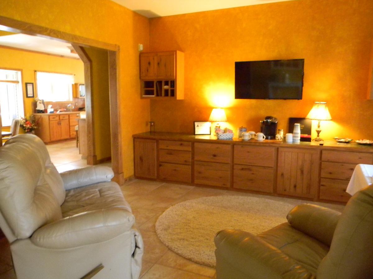 Jordan Lake B & B New Hill Экстерьер фото